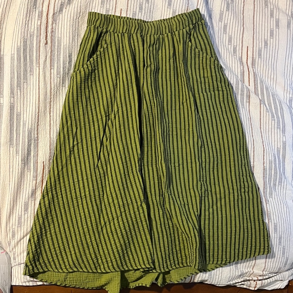 Elegant Green Striped Midi Skirt